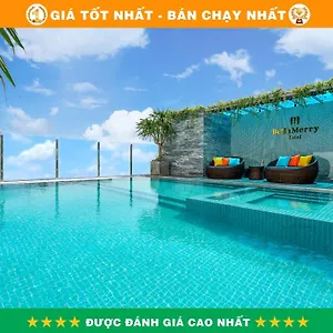 Bella Merry And Đà Nẵng