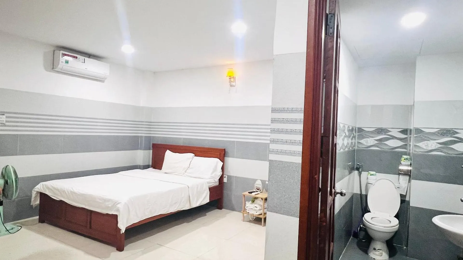 Luna House Hotel Da Nang Vietnam
