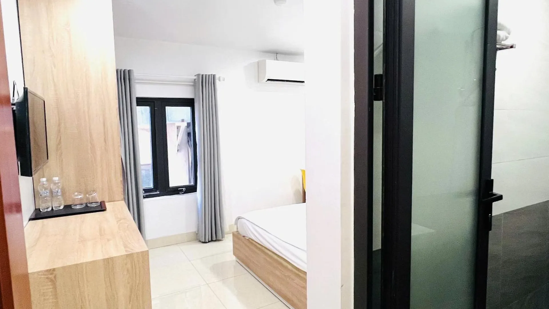 Luna House Hotel Da Nang