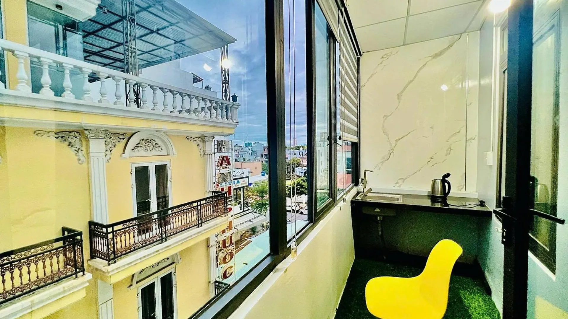 Luna House Hotel Da Nang Vietnam
