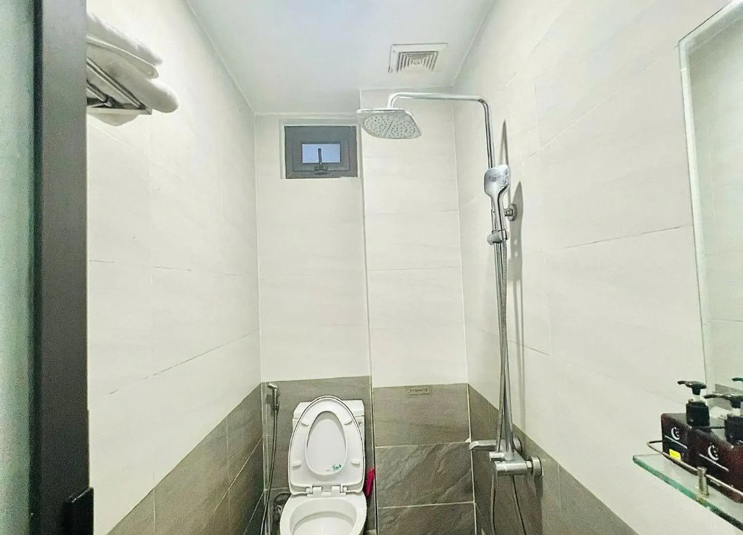 Luna House Hotel Da Nang 0*,